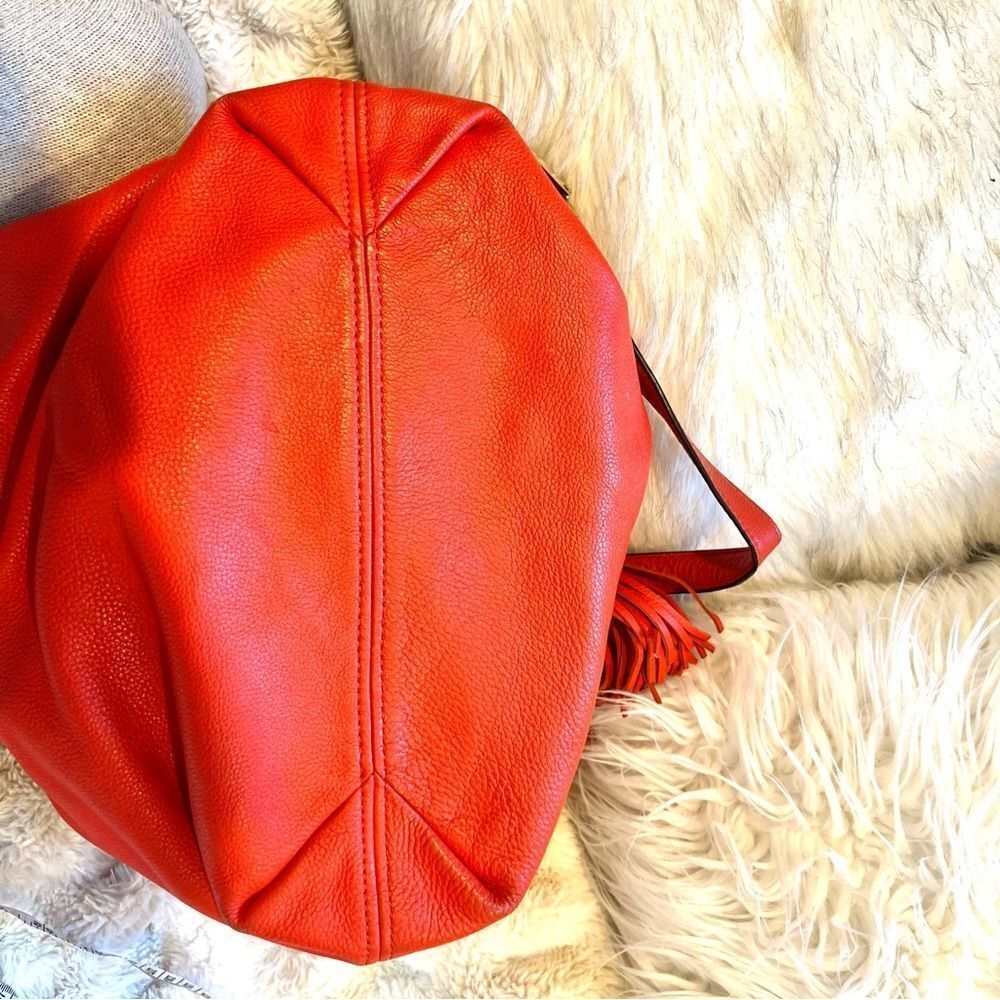 Michael Kors orange leather shoulder Bag - Picture 8 of 9